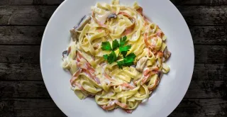 Recipe of Carbonara pasta with sobrasada