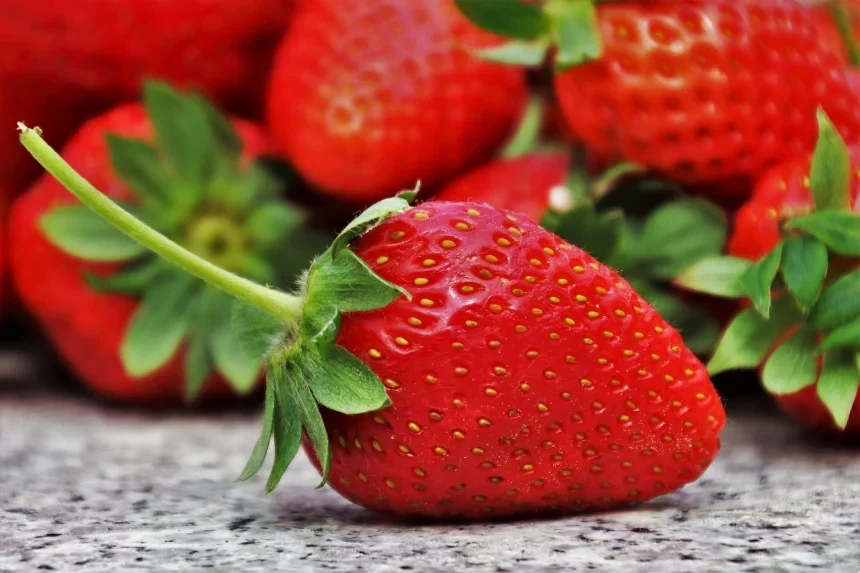 Recipe of Pasta with strawberries