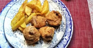 Recipe of Fried chicken with habanera sauce and baked potato garnish