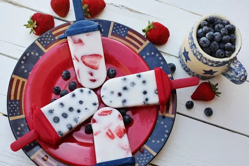 Recipe of Coconut and blueberry popsicles