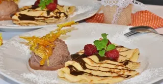 Recipe of Frozen pancake dessert