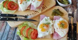 Receta de Sandwich mixto con huevo a la plancha