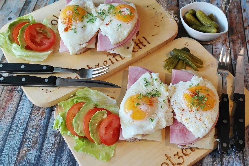 Receta de Sandwich mixto con huevo a la plancha