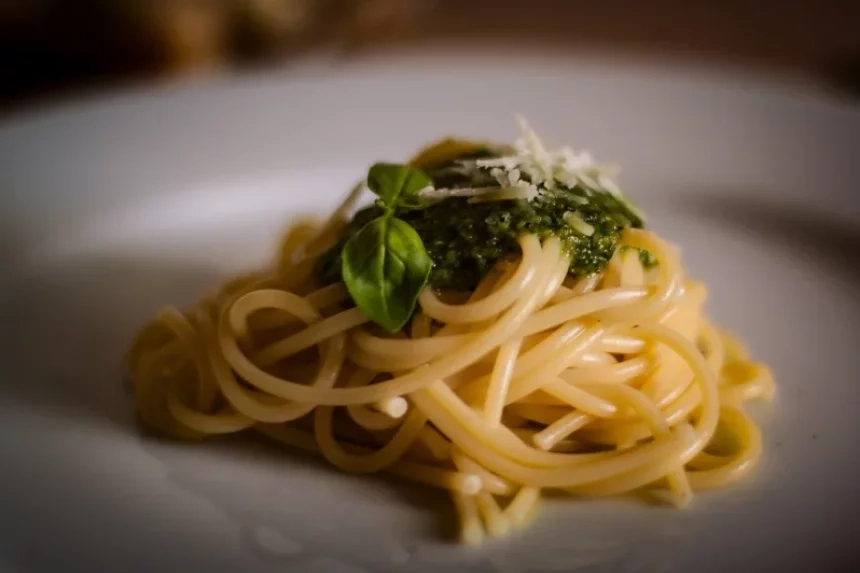 Recipe of Spaghetti with garlic and oil