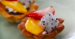 Receta de Tarta de mango y frutos del bosque