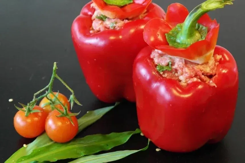 Recipe of Tomato stuffed with tuna