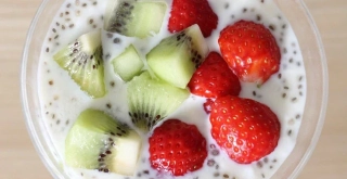 Receta de Yogurt con fruta fresca